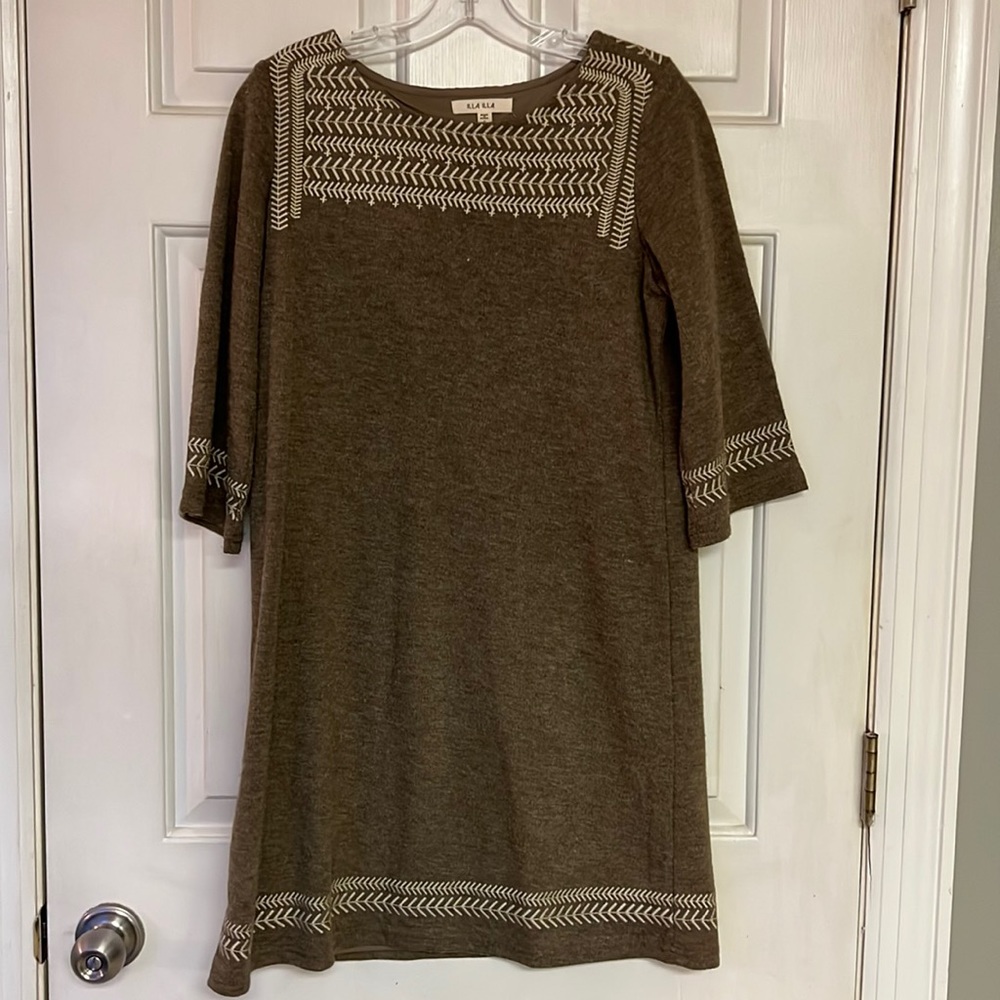 Brown and cream dress.